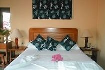 Toucan Inn Tobago Eksteriør billede